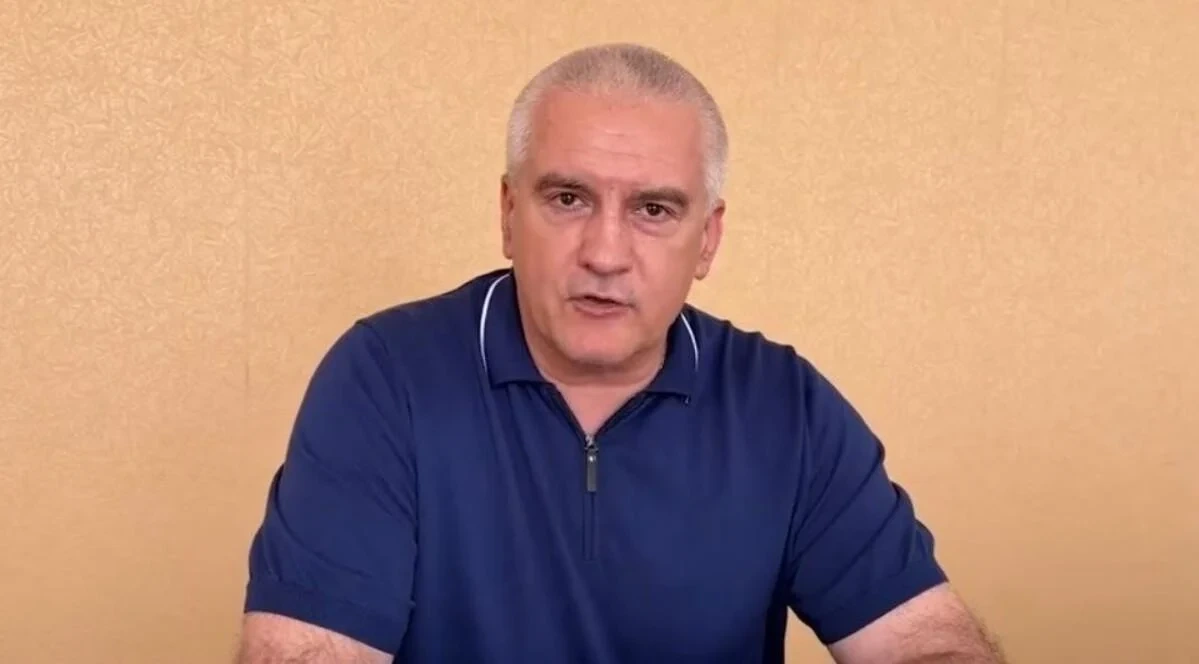"Такого ще ніколи не було": у Криму визнали проблеми з пальним та світлом